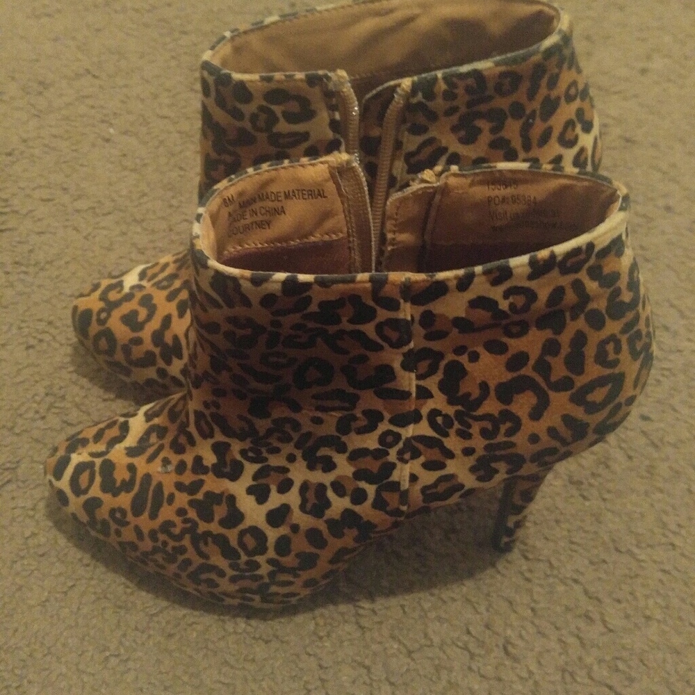Booties - Picture 3 of 6